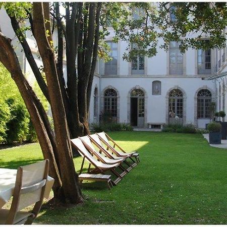 Les Jardins De Marze Villa Carpentras Buitenkant foto